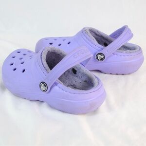 Crocs Purple Kids Fuzzy Lined Slip On Clogs Sandals Shoes